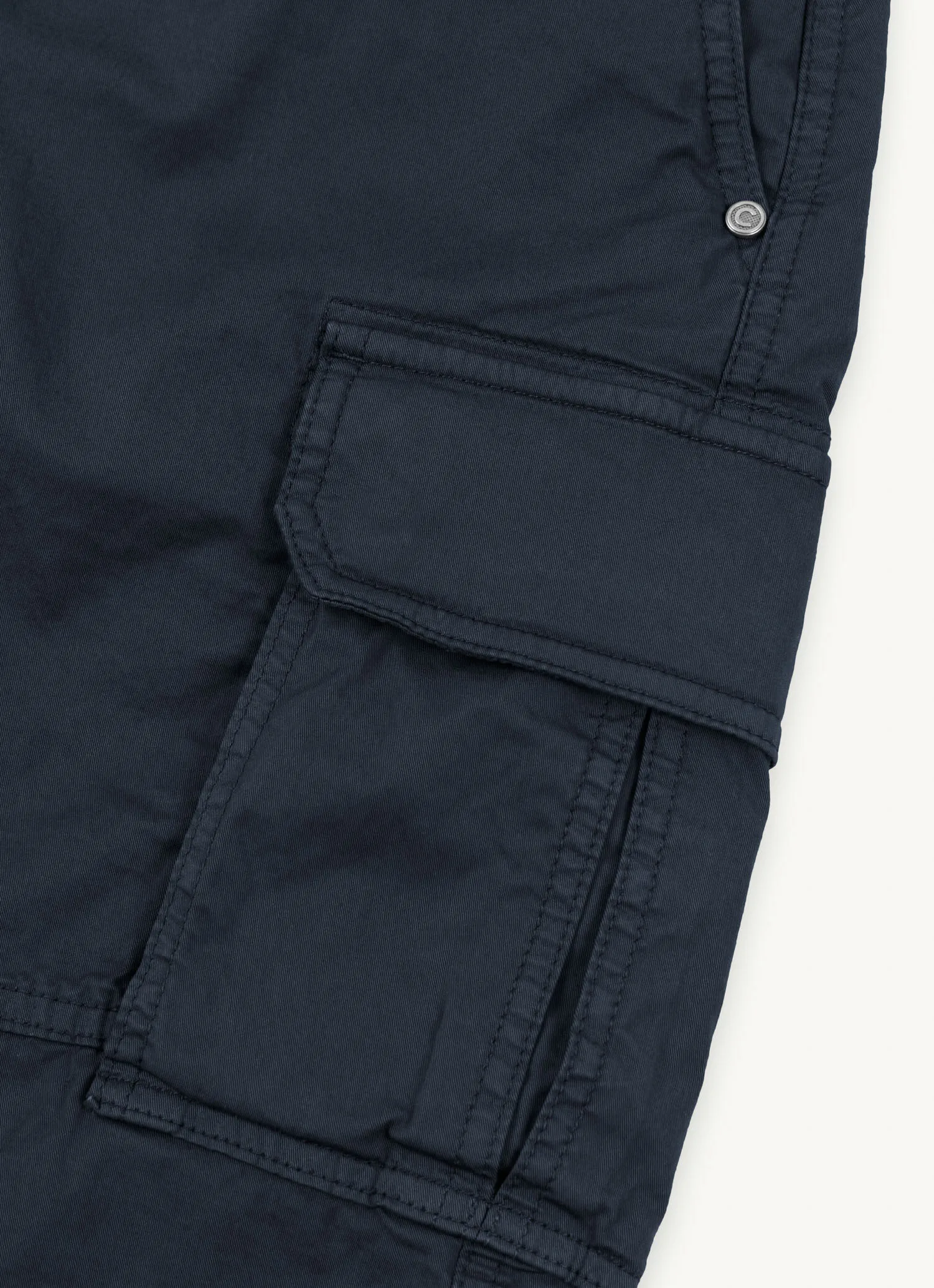 Cotton shorts with pockets