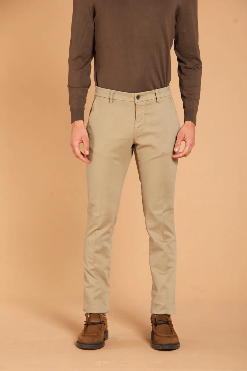 Milano Style pantalon chino homme en gabardine stretch coupe extra slim  ①