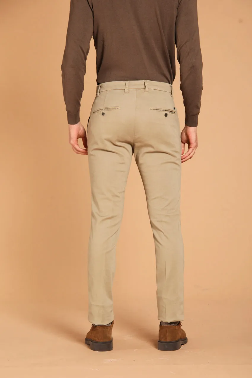 Milano Style pantalon chino homme en gabardine stretch coupe extra slim  ①