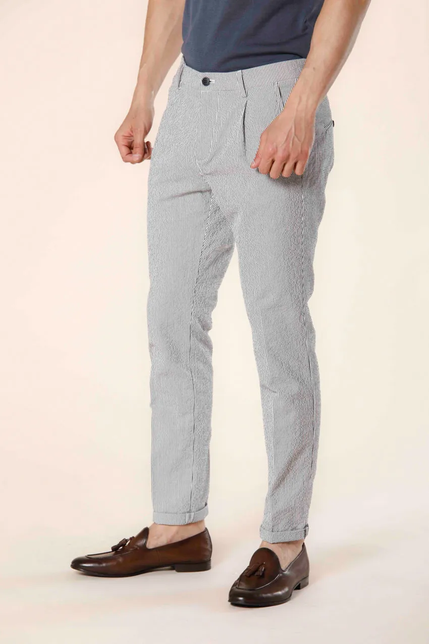 Osaka 1 Pinces pantalon chino homme en seersucker rayé coupe carotte