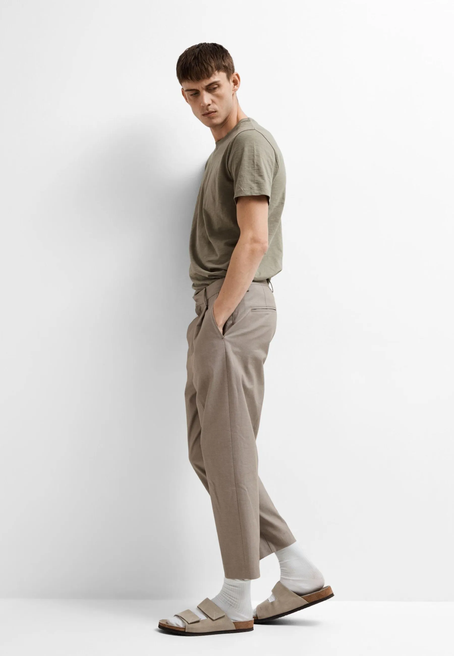 RELAXED FIT - Chino