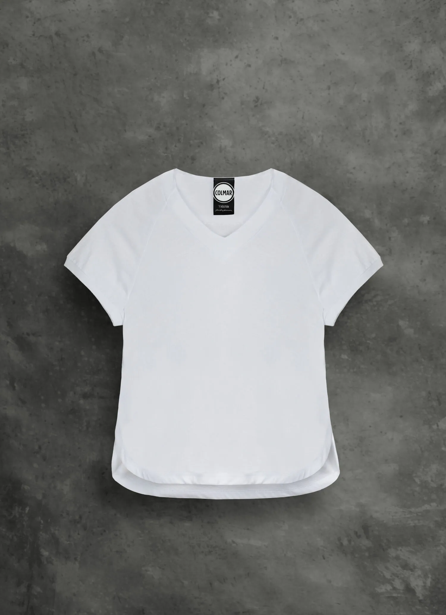 Short-sleeved V-neck T-shirt