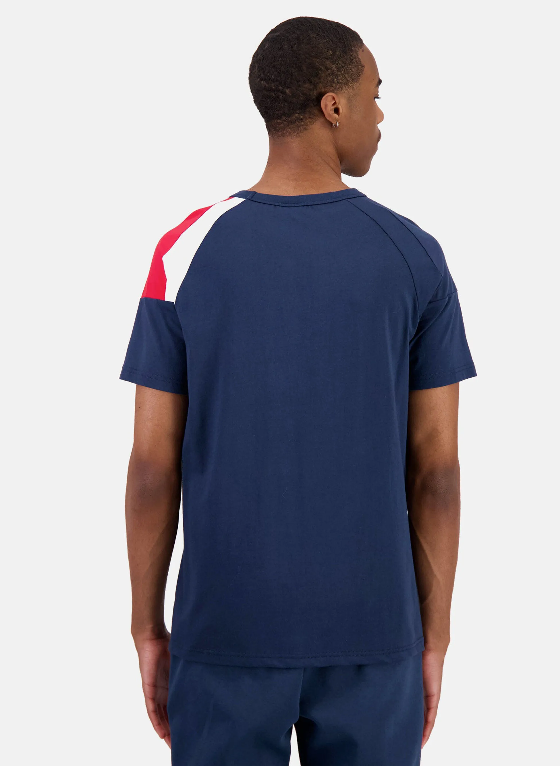 t-shirt tricolor